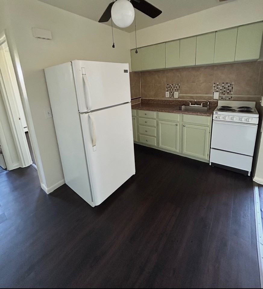 2986 Woodrow Ave #6 - Photo 3 of 7