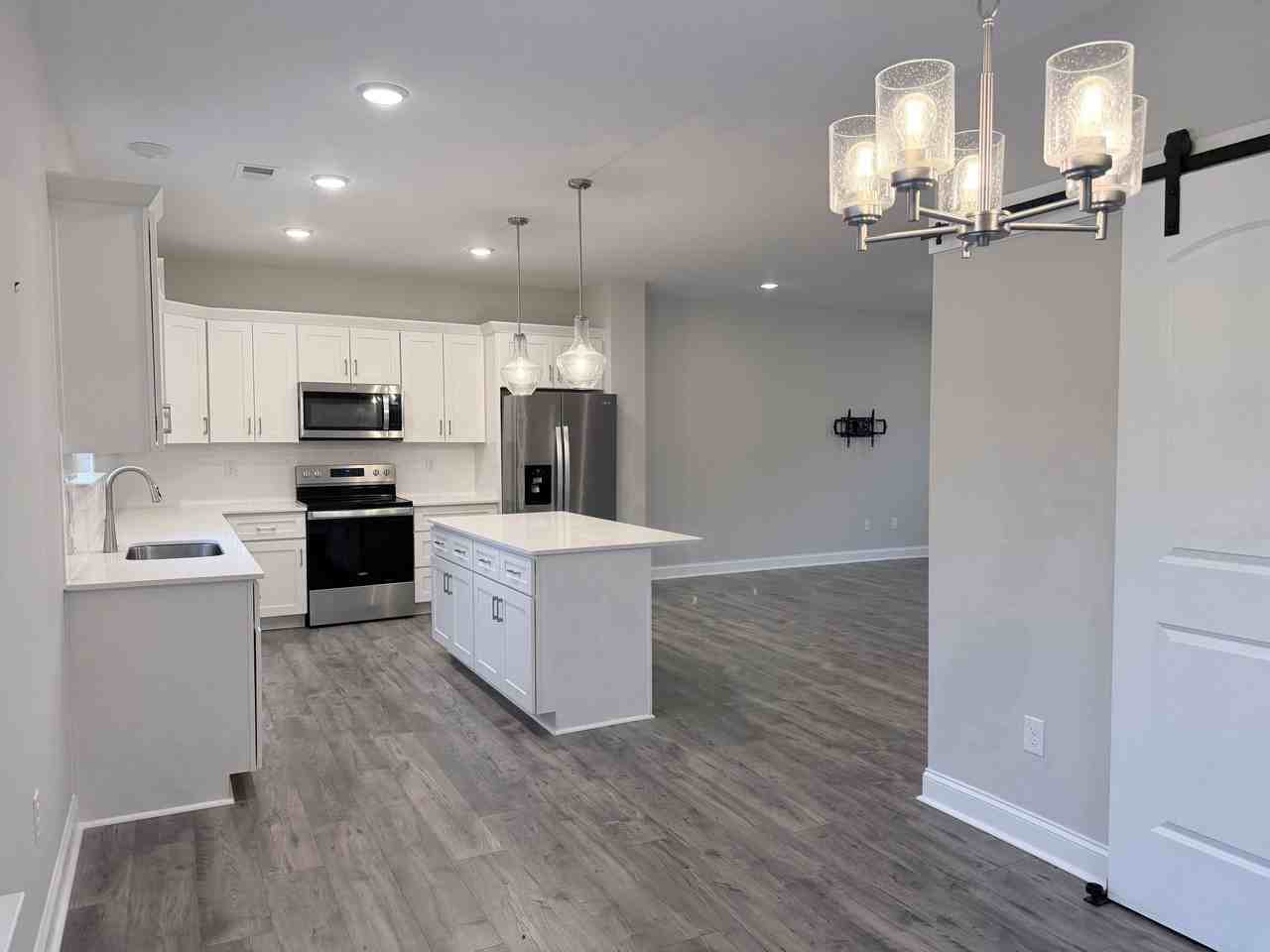 57 Walnut Springs Dr #19D - Photo 7 of 26