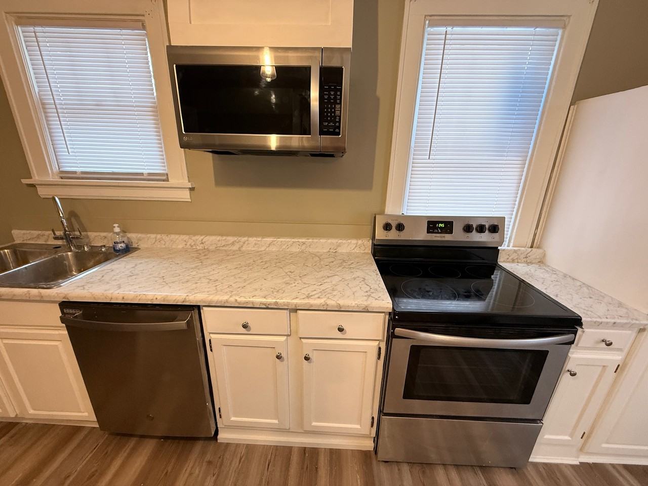 6 W 30th St #NA - Photo 7 of 37