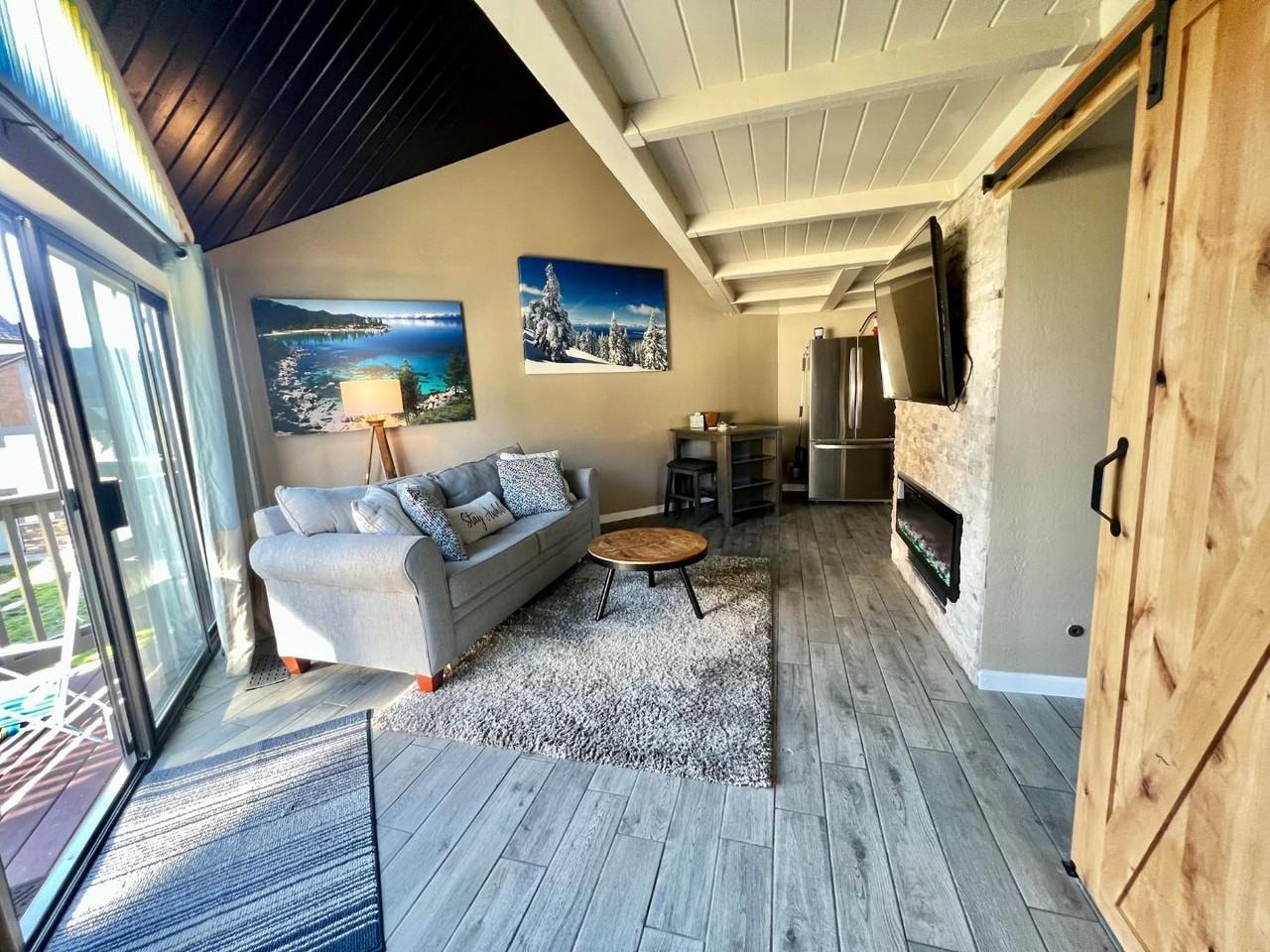 497 Tahoe Keys Blvd - Photo 5 of 20