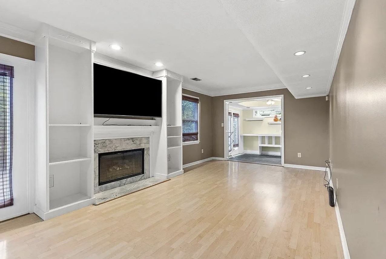 4628 Fieldmoor Dr #NA - Photo 6 of 10