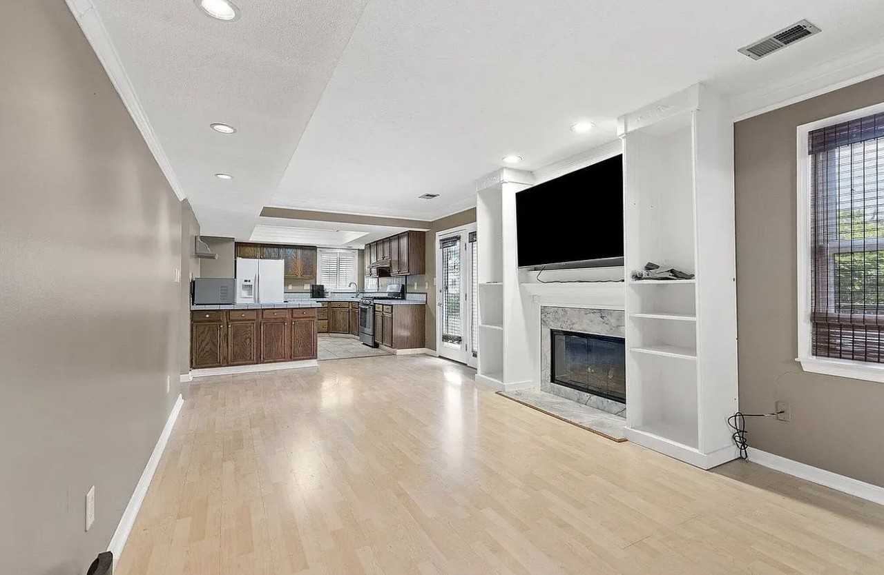 4628 Fieldmoor Dr #NA - Photo 7 of 10