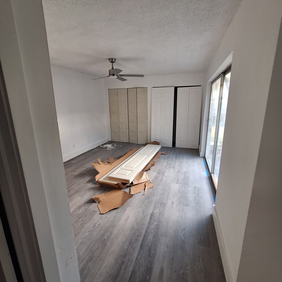 7344 Sw 8th Ct - Photo 5 of 12