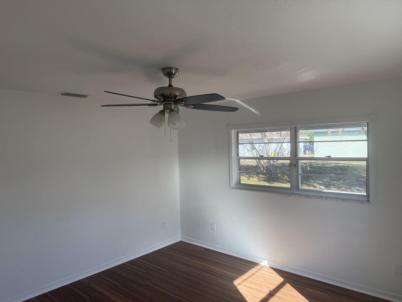 430 14th St Sw #NA - Photo 3 of 18