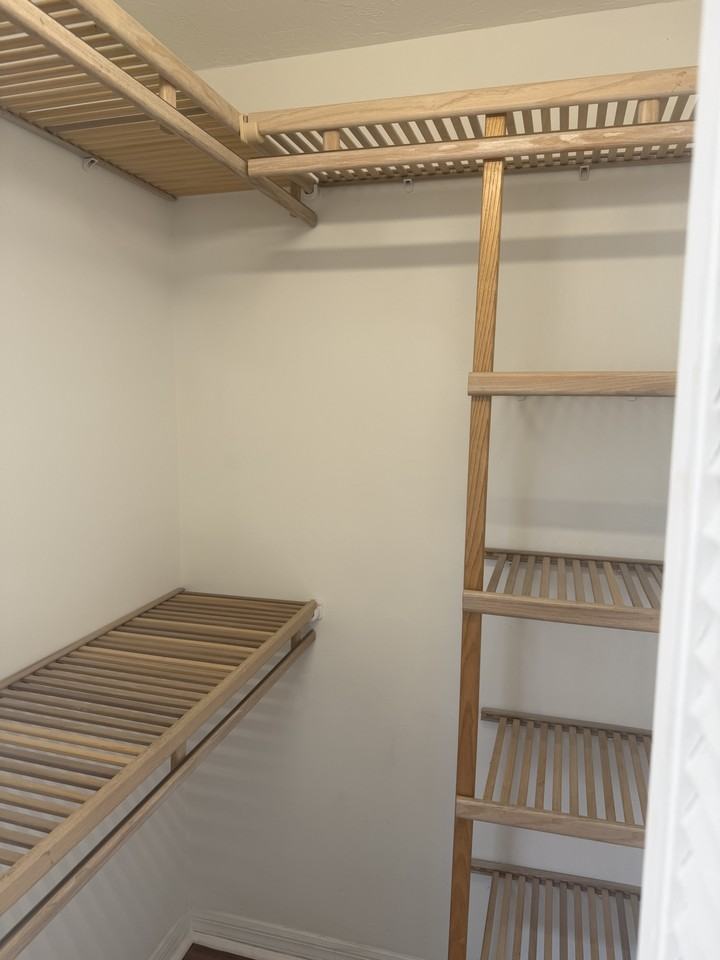 430 14th St Sw #NA - Photo 6 of 18