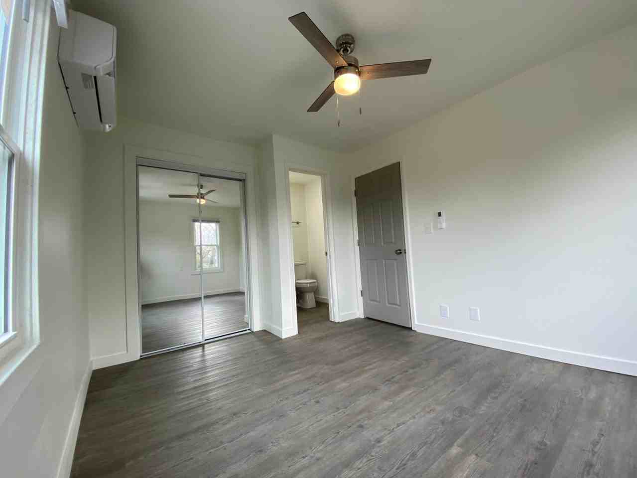 213 Carroll Dr - Photo 3 of 7