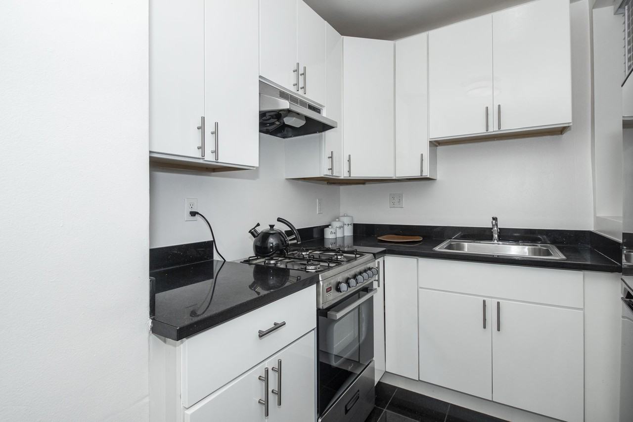 650 Ellis - Photo 5 of 11