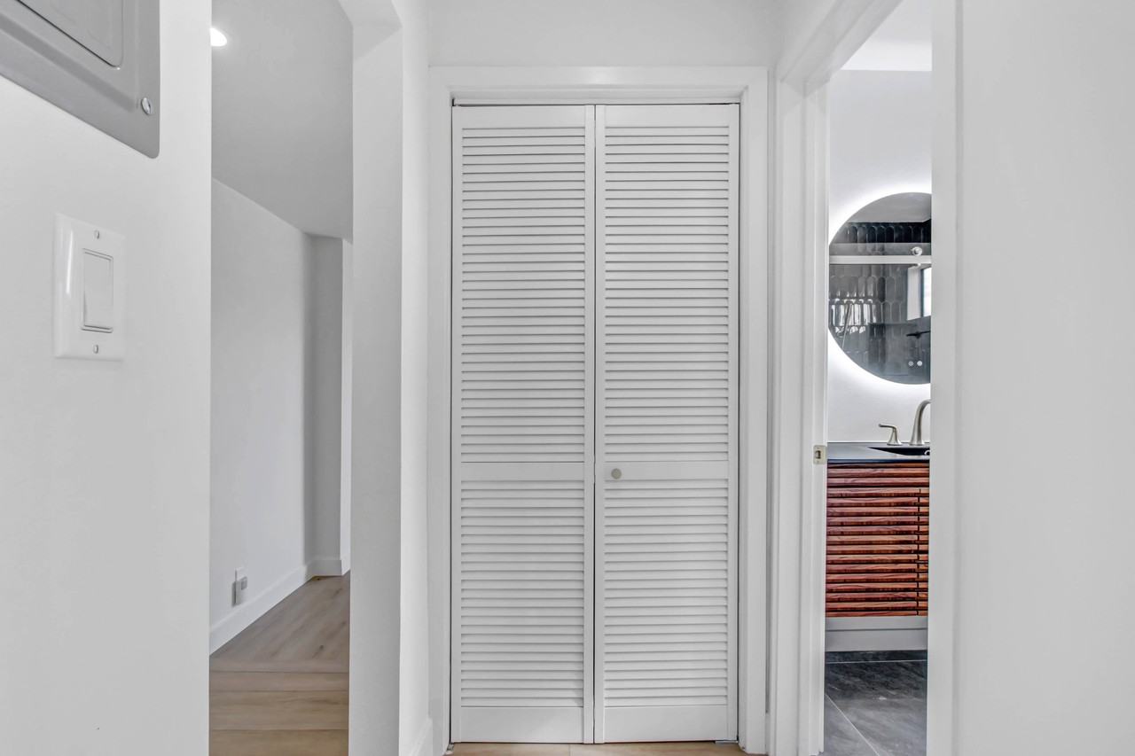 727 Westbourne - Photo 6 of 24