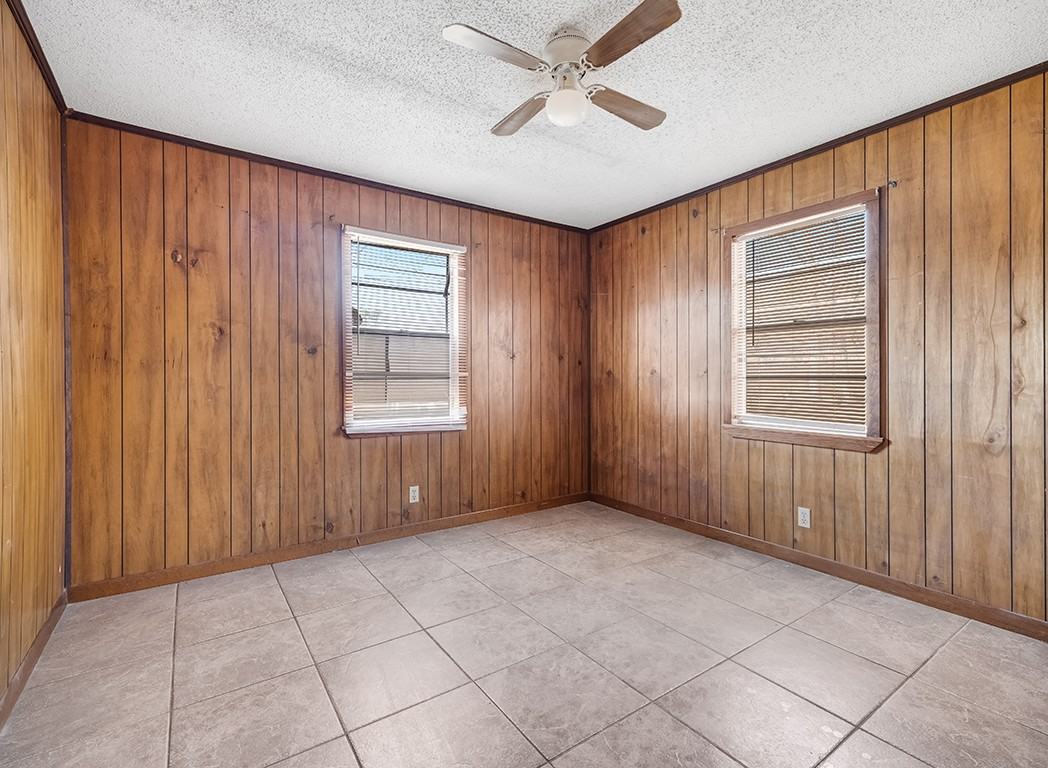 187 Alan St #NA - Photo 7 of 15