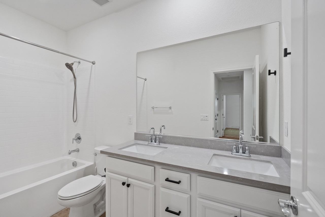 12691 Thorntonhall Dr #NA - Photo 4 of 12