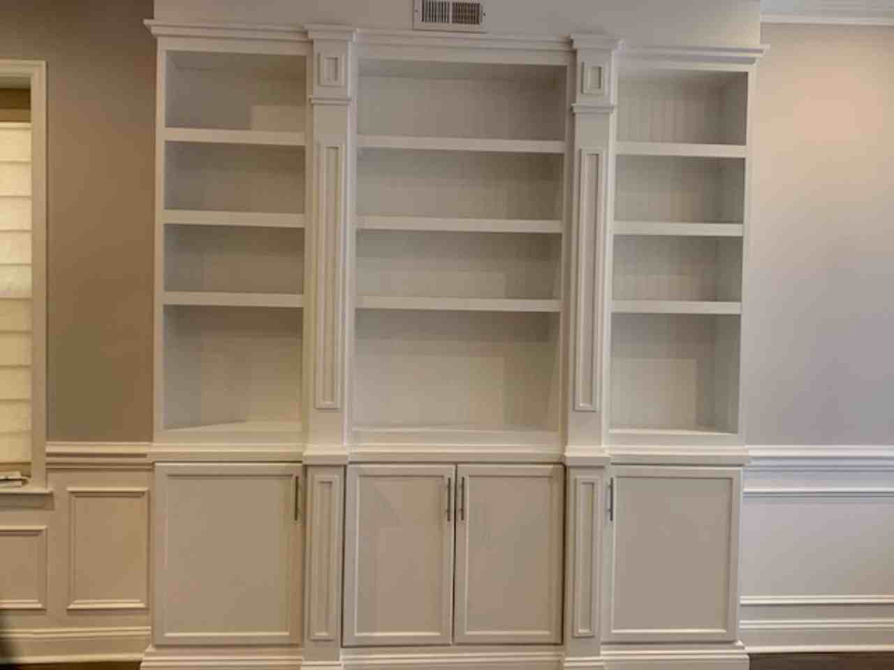 125 W Sharpnack St - Photo 7 of 32