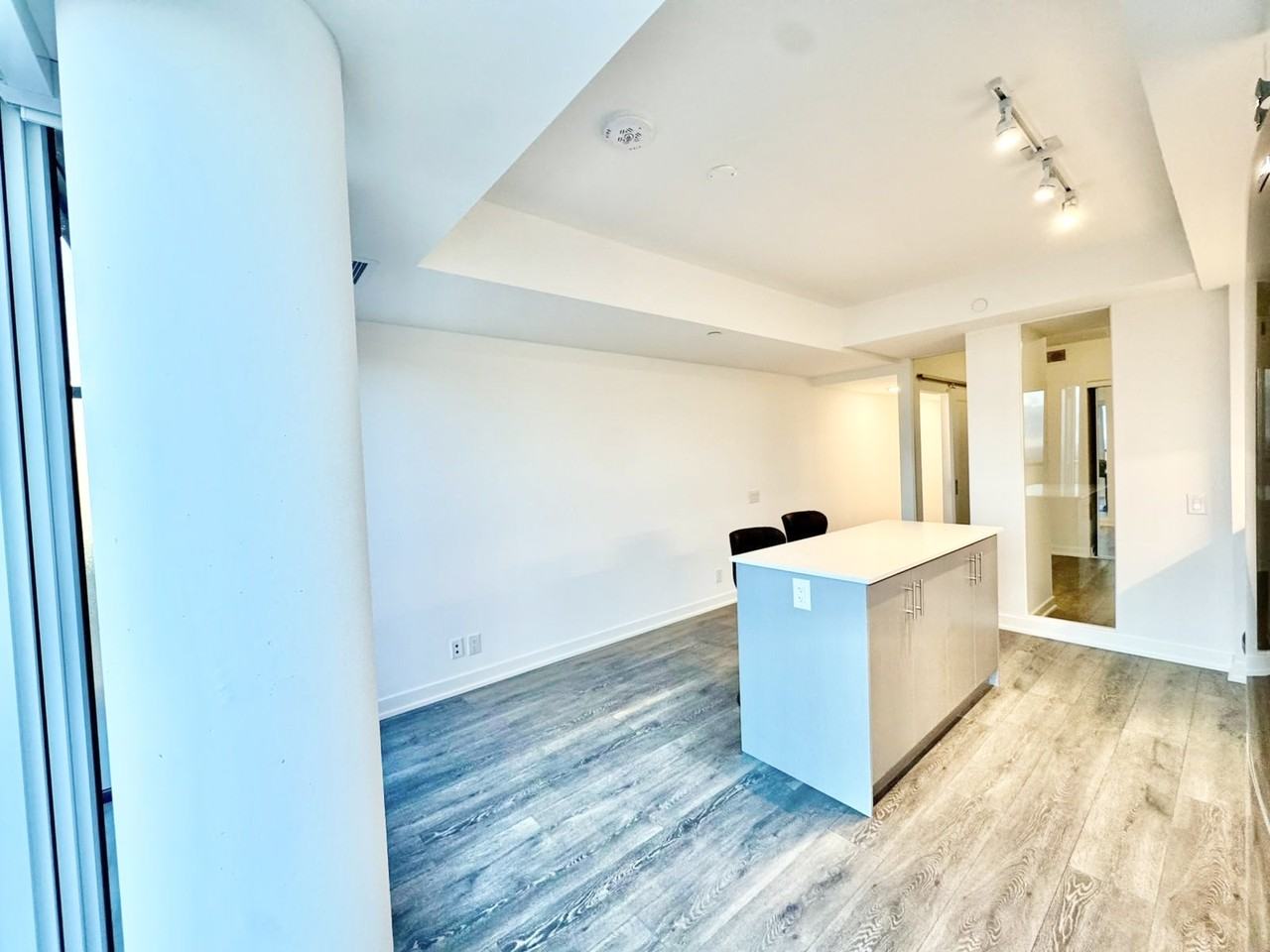 2 Manderley Drive #723 - Photo 2 of 10