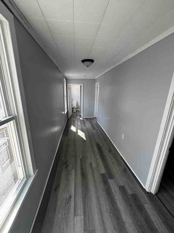 225 W Martin St #1 - Photo 7 of 15