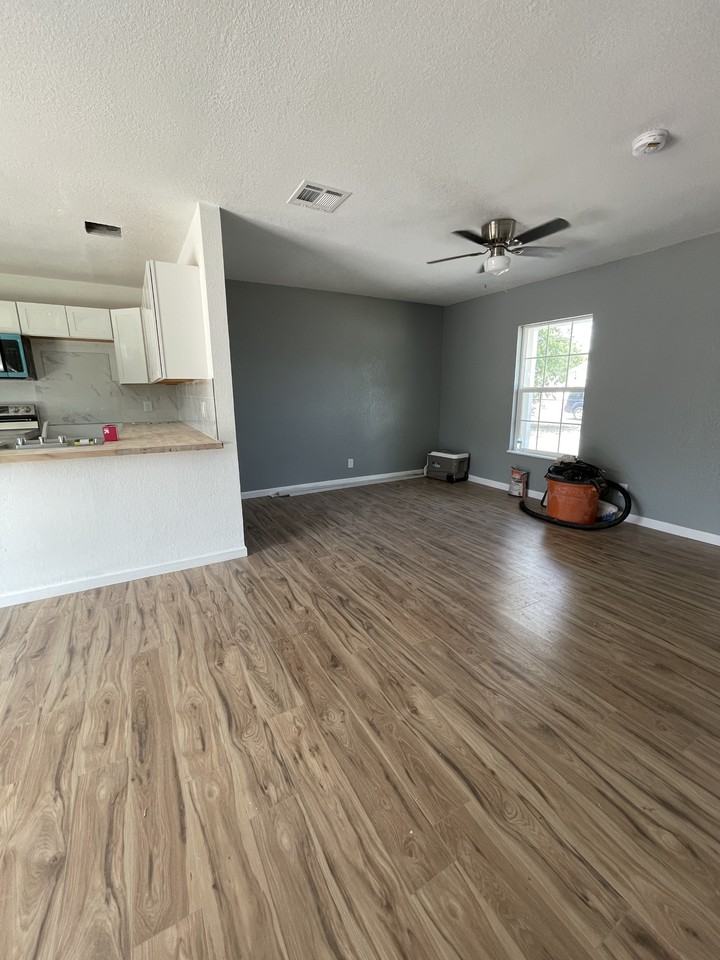 8834 Five Palms Dr #1 - Photo 7 of 15