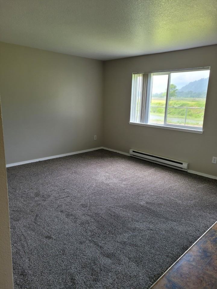 5609 Finch Dr #321 - Photo 4 of 12