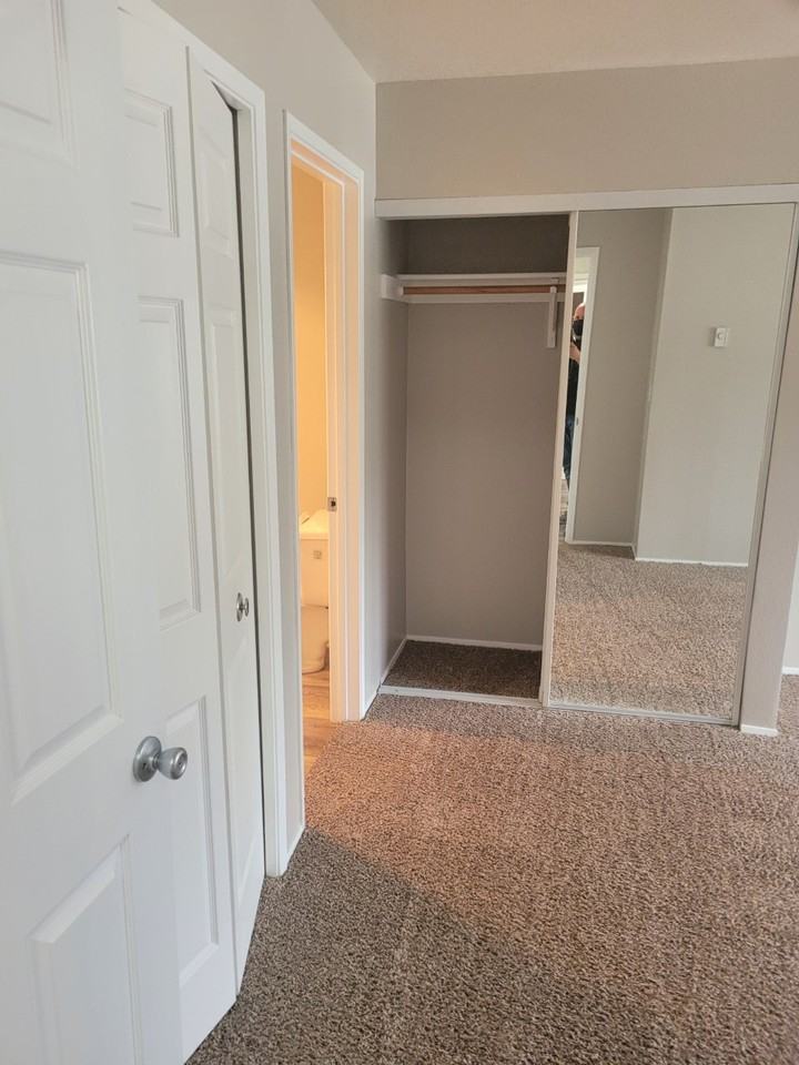 5609 Finch Dr #321 - Photo 7 of 12