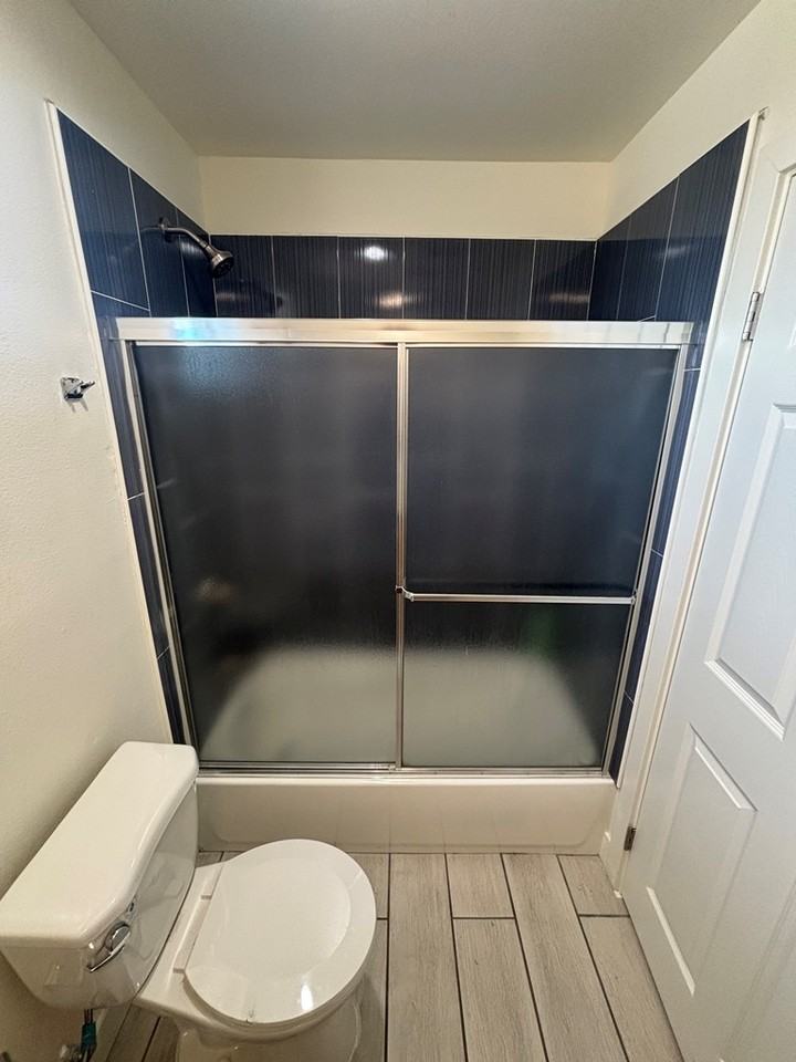 157 West 65th Street - Photo 4 of 24