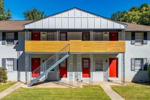 featured image of 1466 Rockcut Rd