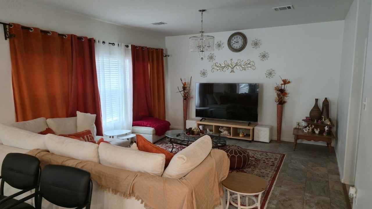 8037 Crimea Ln - Photo 3 of 20