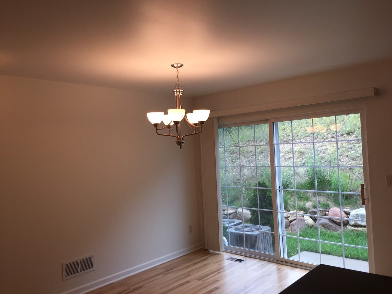 1129 Ridge Creek Cir #102 - Photo 4 of 31