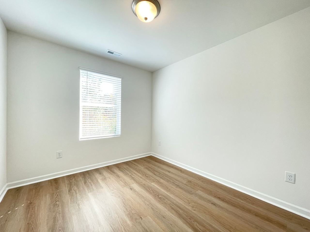 Wilmington Road - Photo 6 of 20