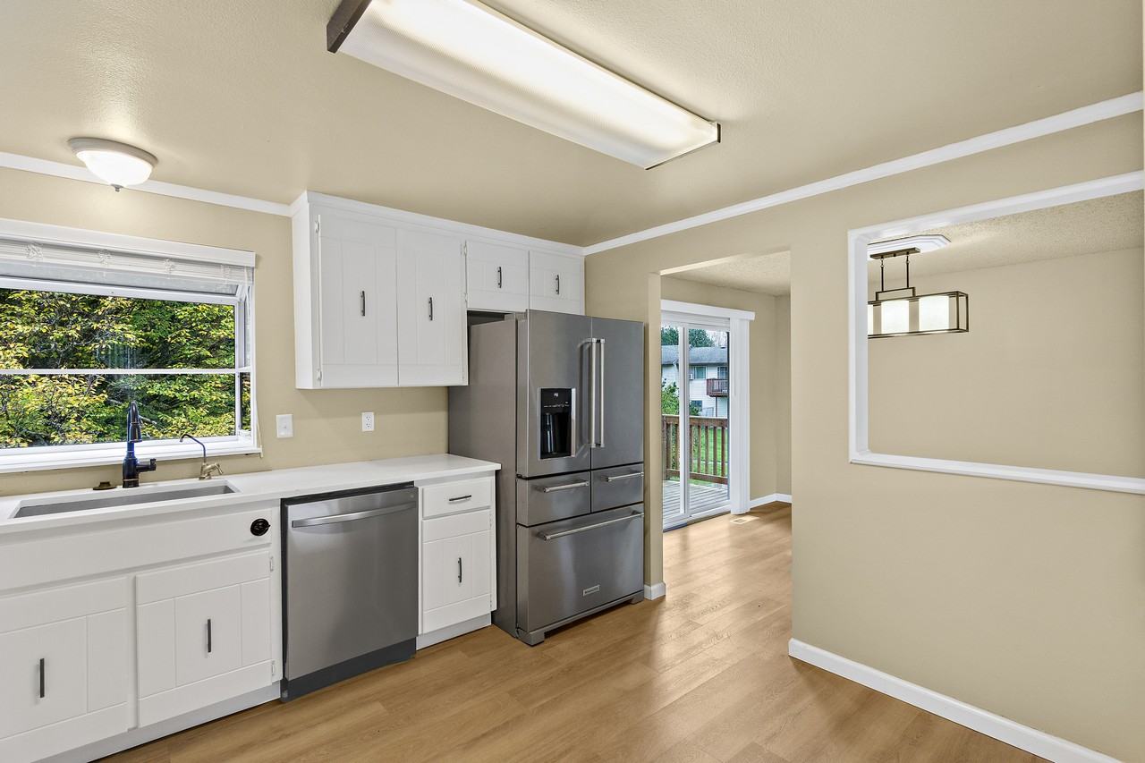 6021 98th St Ne #1 - Photo 3 of 26