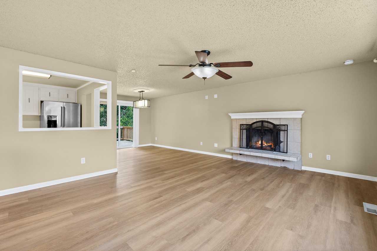 6021 98th St Ne #1 - Photo 5 of 26