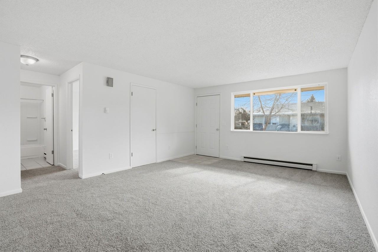 1916 N 8th St #1 - Photo 3 of 16