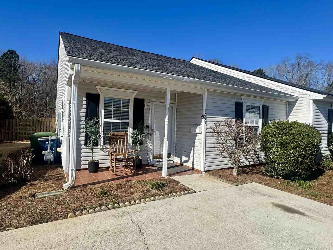 1653 Summerwoods Cir #1 - Photo 2 of 19