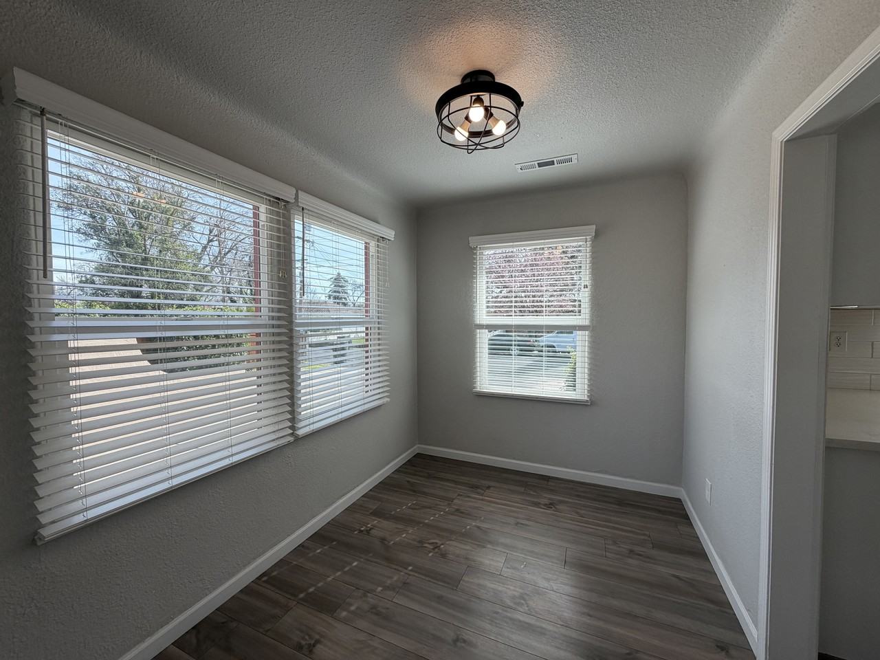 221 Walden St #1 - Photo 5 of 18