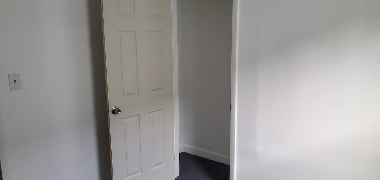 10520 S Perry Ave #NA - Photo 4 of 22