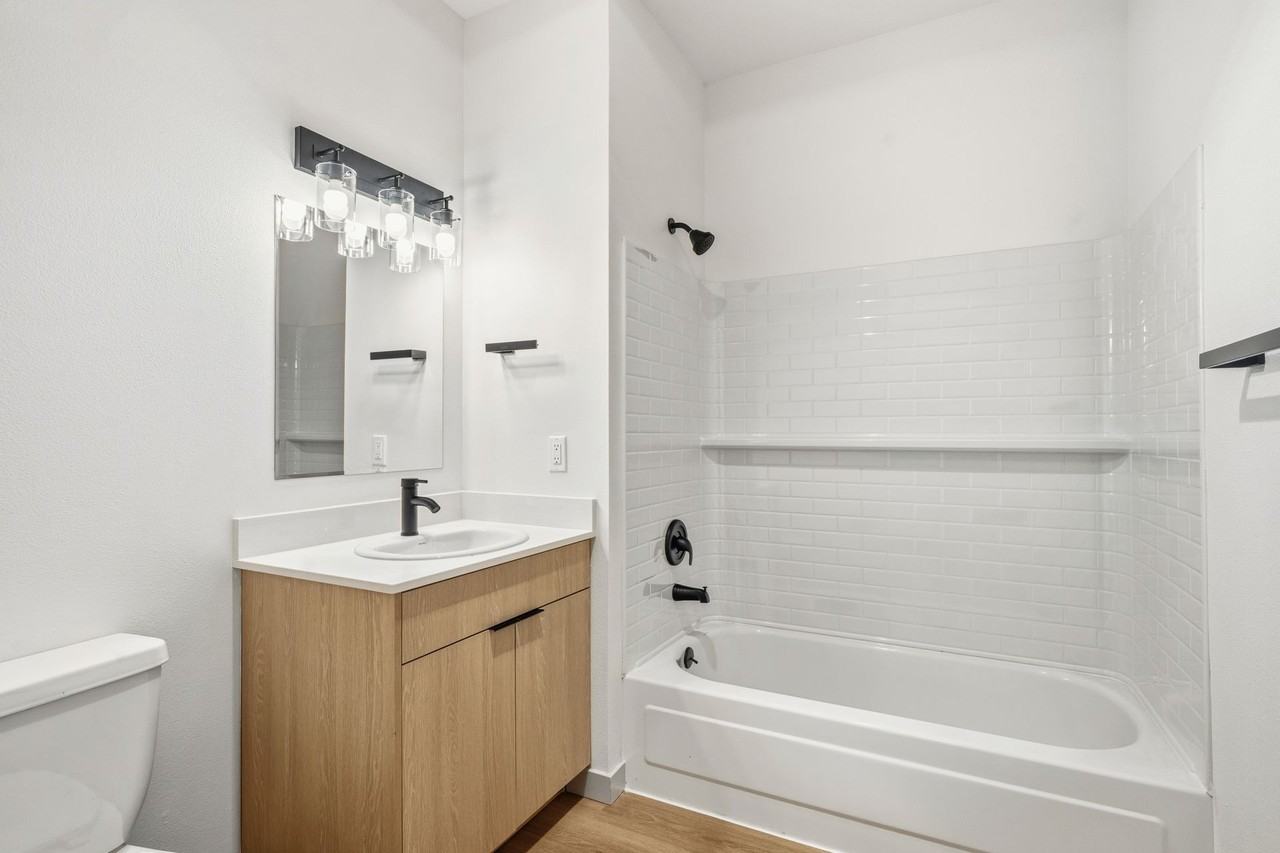 Wynd Apartments - Photo 4 of 27