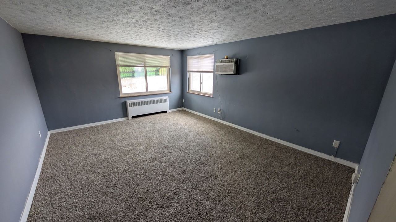 2720 Anderson Ferry Rd - Photo 2 of 16