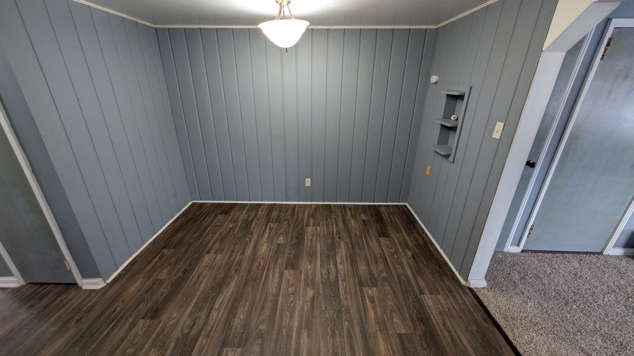 2720 Anderson Ferry Rd - Photo 4 of 16