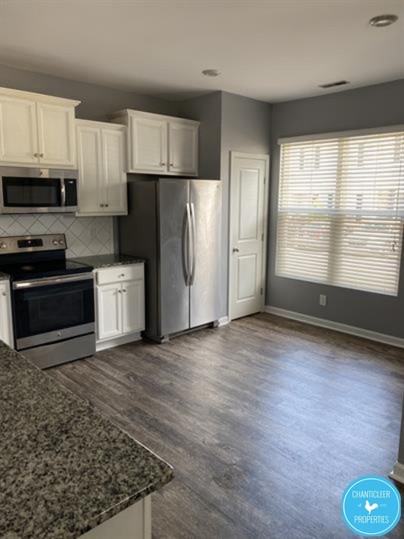 8960 Commons Townes Dr #1 - Photo 3 of 21