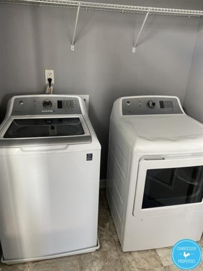 8960 Commons Townes Dr #1 - Photo 7 of 21