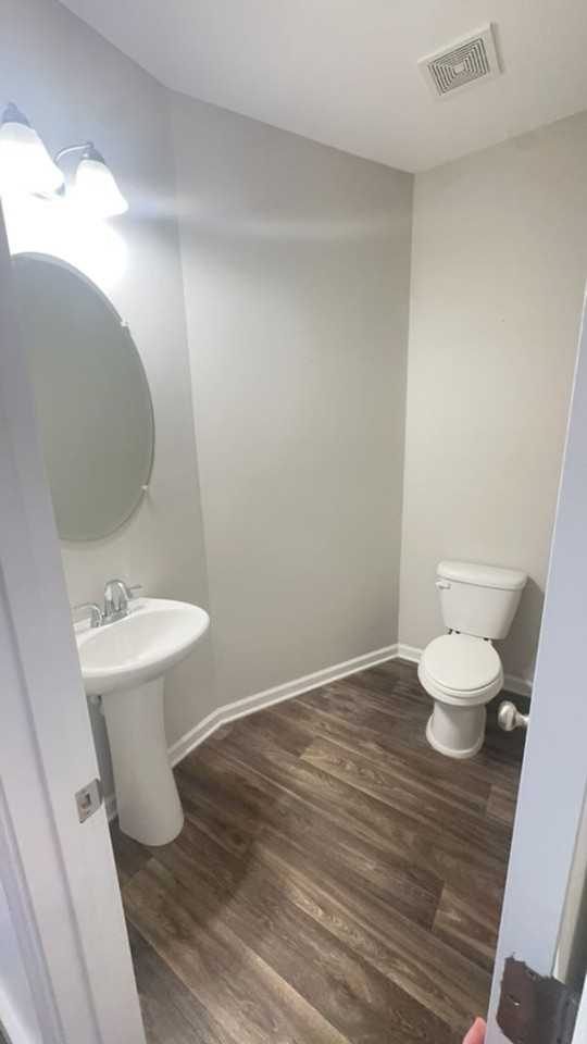 409 Hosea Ct - Photo 5 of 18