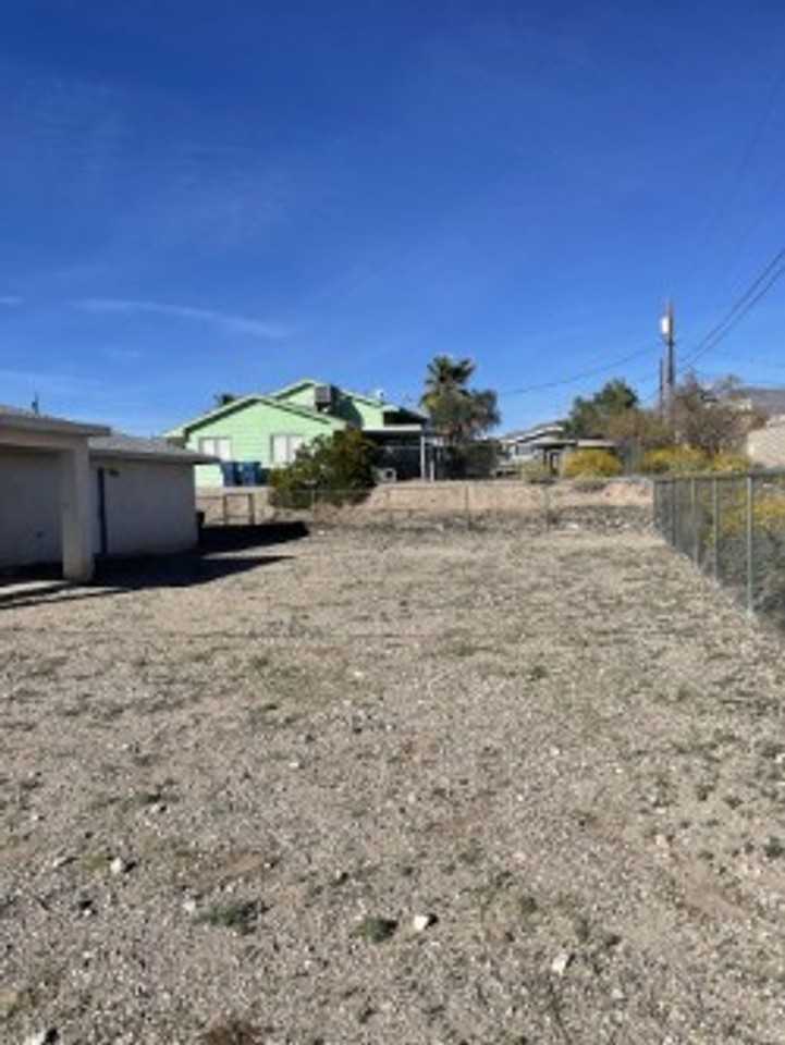 3164 Leawood Dr - Photo 6 of 23