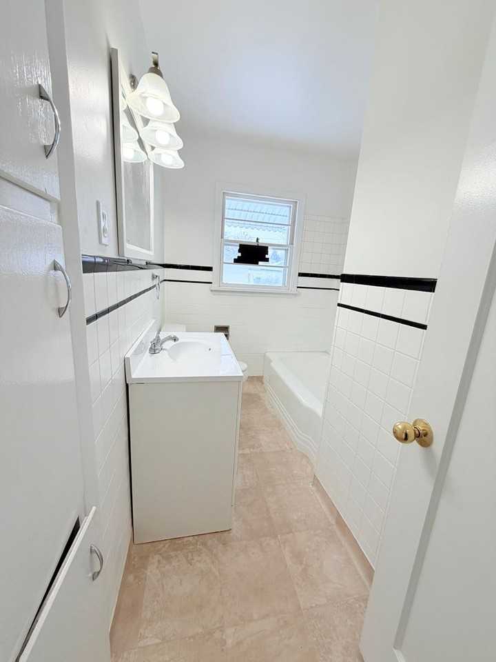 3656 4th Ave S - Photo 6 of 30