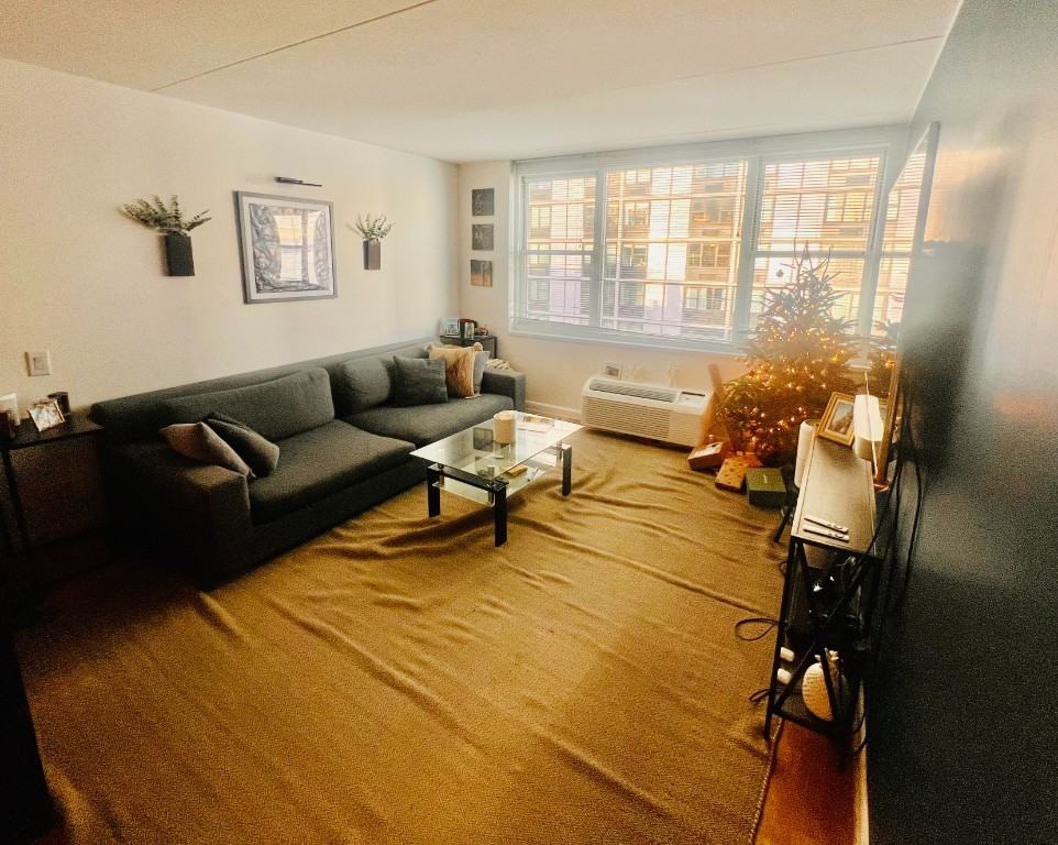 2 S End Ave #5G - Photo 3 of 6