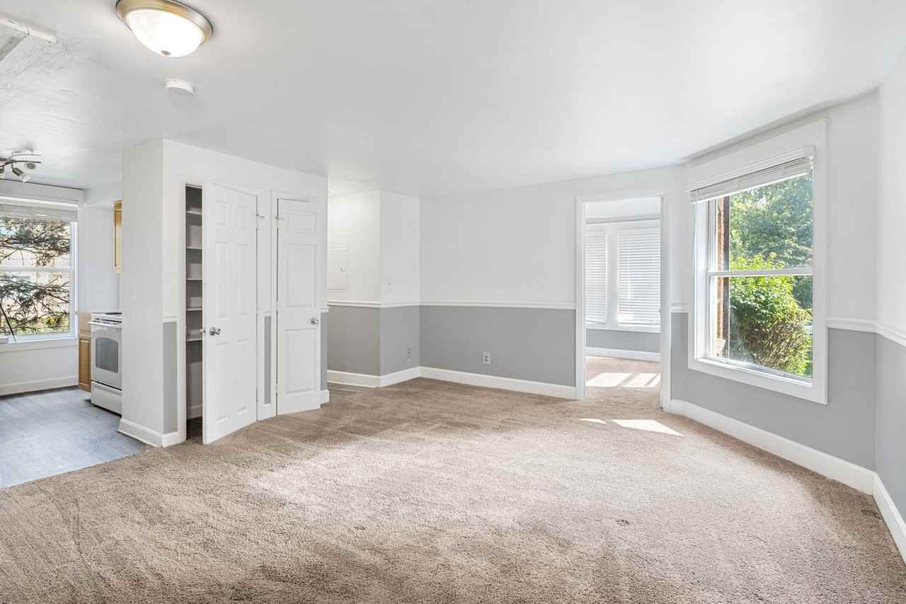 Balsam Avenue Apartments - Photo 5 of 42