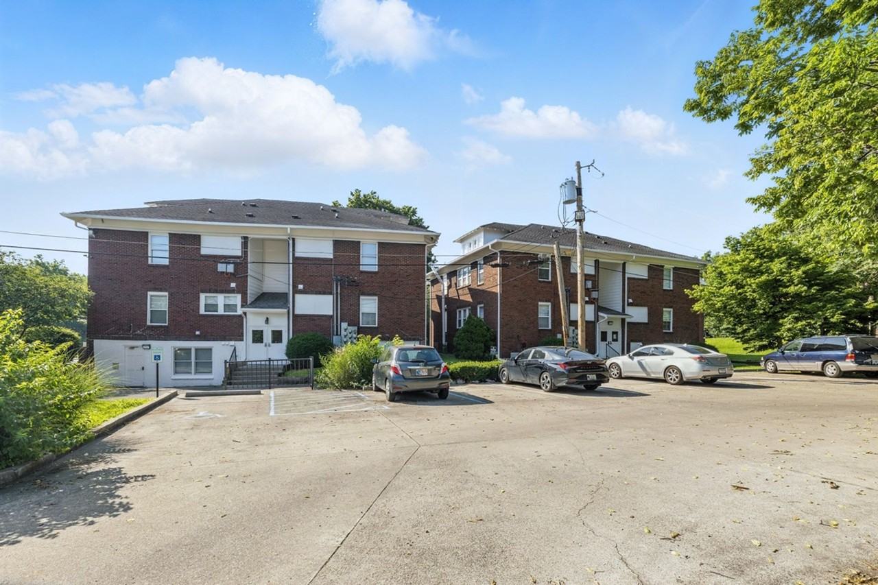 Balsam Avenue Apartments - Photo 6 of 42