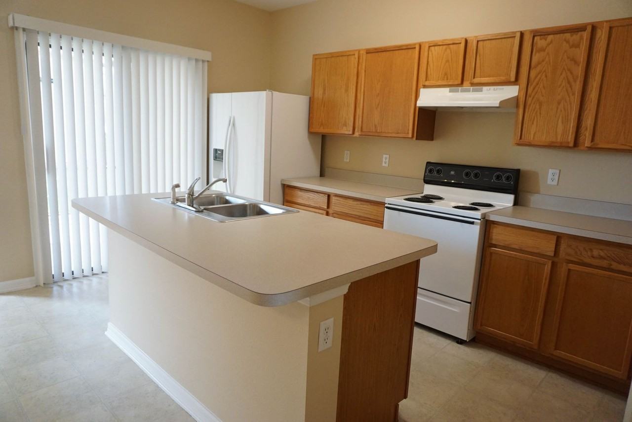 421 Honeycomb Way - Photo 5 of 15