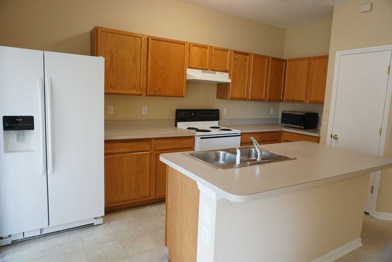 421 Honeycomb Way - Photo 6 of 15