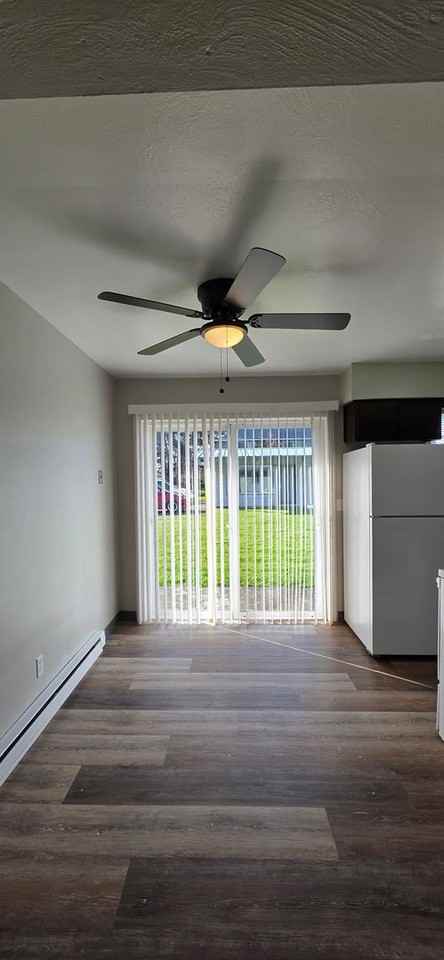 487-Ring St - Photo 2 of 16