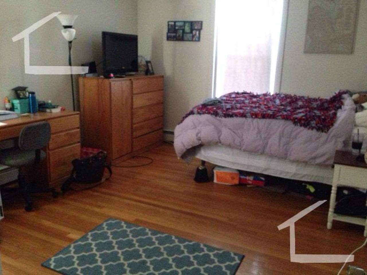 3100 Tappan St - Photo 3 of 5