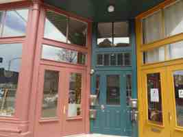 featured image of 200 E 9th St