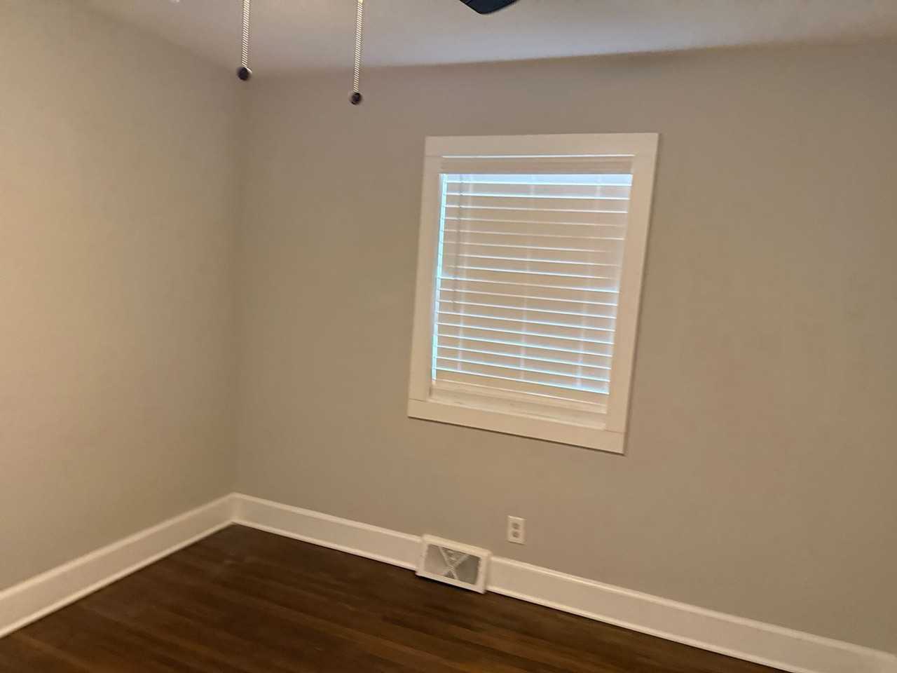 3801 Sudbury Rd - Photo 4 of 7