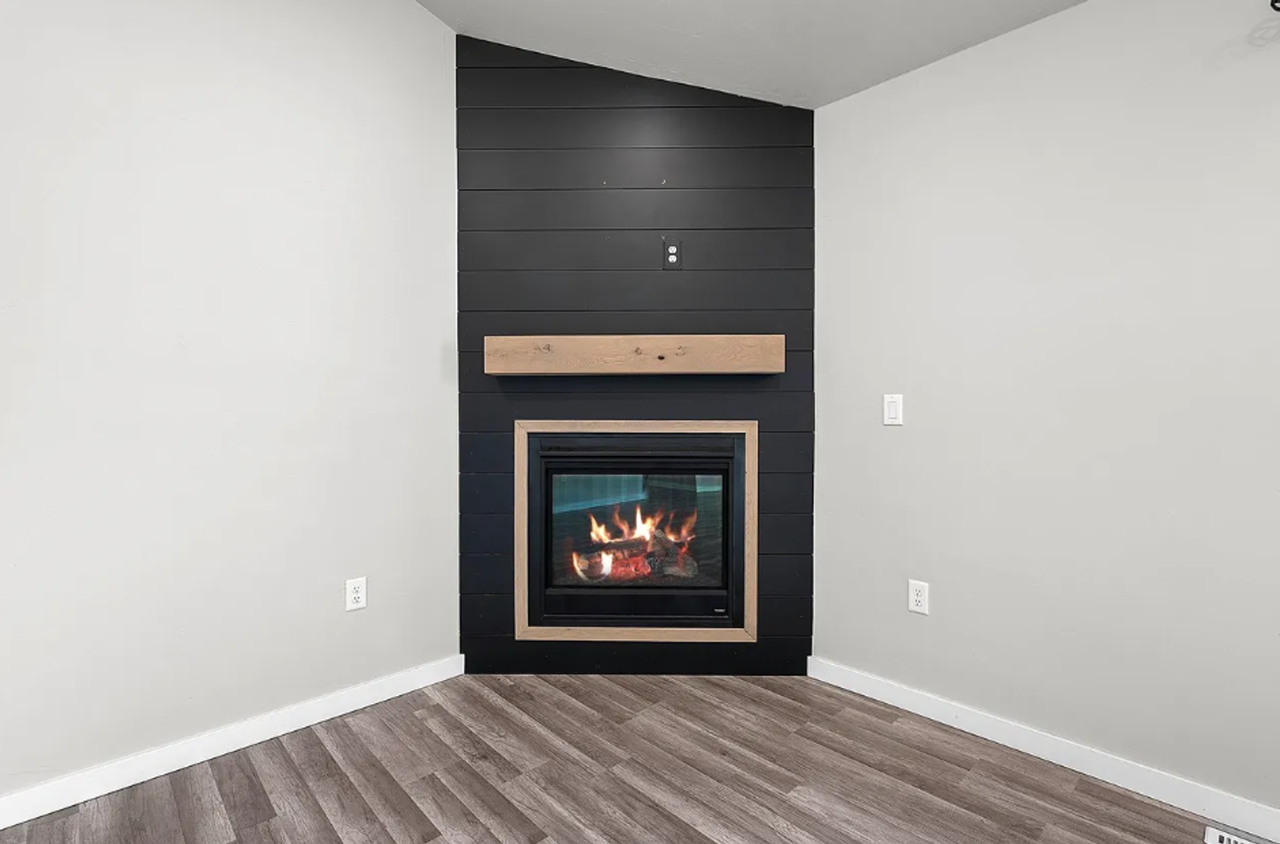 843 Red Hawk Dr - Photo 7 of 32