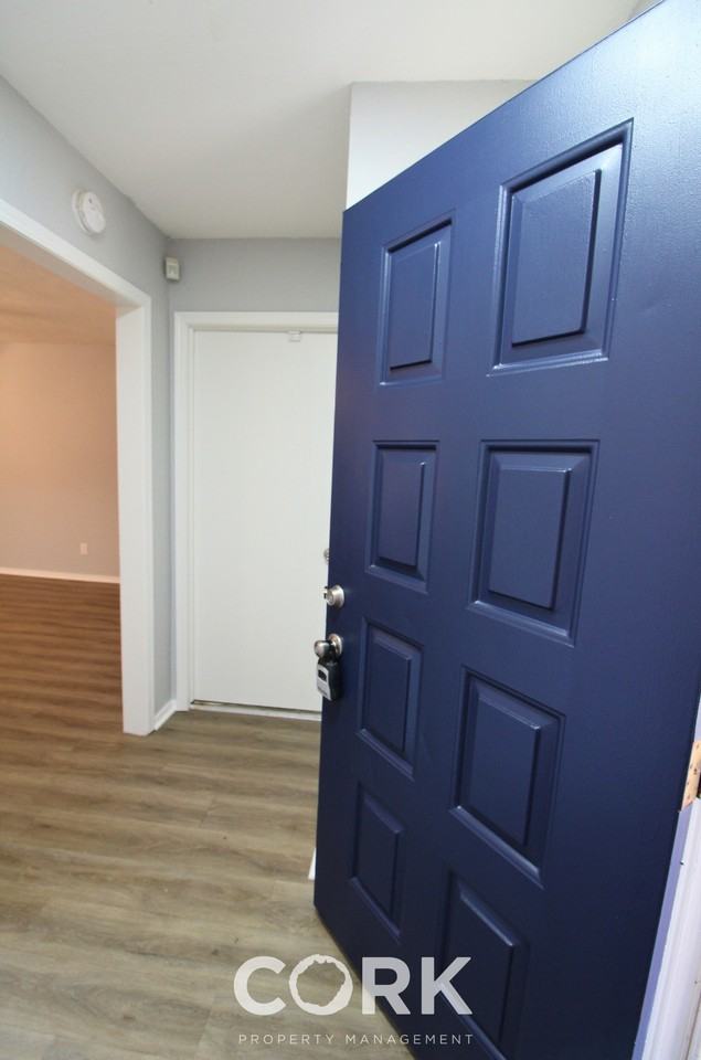 708 Teal Pl #1 - Photo 5 of 50